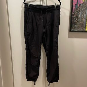 Dance Studio Mid-Rise Pant
Regular